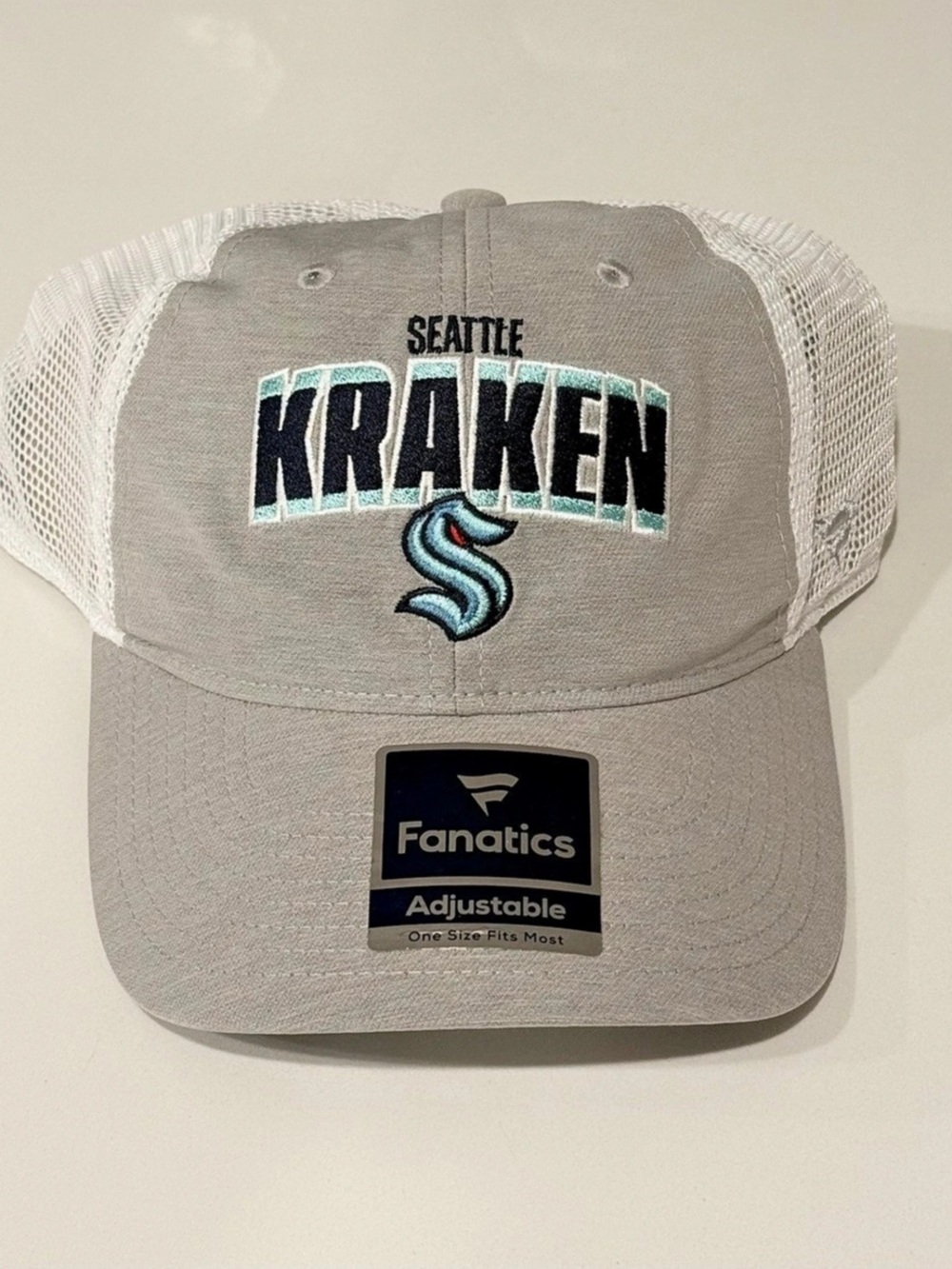 Fanatics Seattle Kraken Fanatics Heather Gray/White Team Trucker Snapback Hat